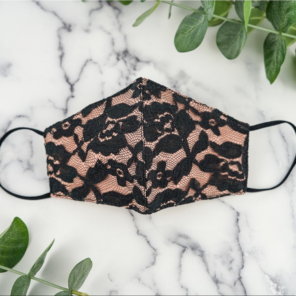 Set 5 soft lace face mask with filter pocket - Picture 4 of 8